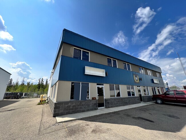 Plus de détails pour 8121 49 Ave Close, Red Deer, AB - Industriel à vendre