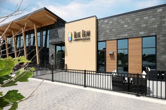 Plus de détails pour NW 62nd & Merle Hay Rd, Johnston, IA - Commerce de détail à louer