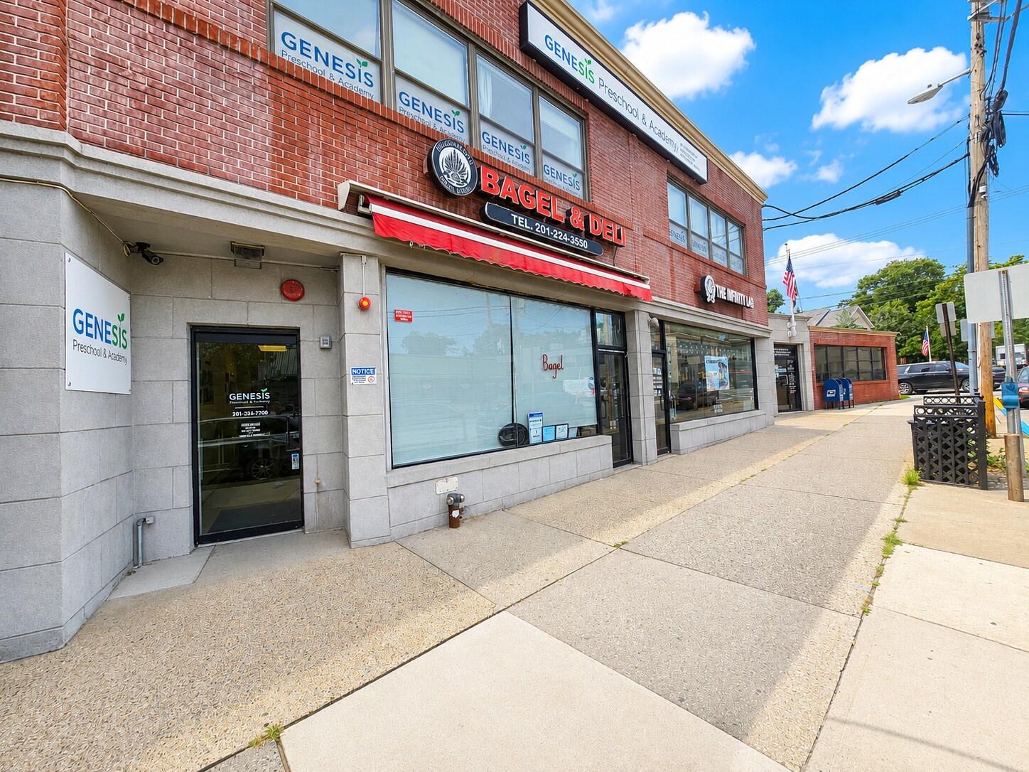 1209-1211 Anderson Ave, Fort Lee, NJ à louer Photo du bâtiment- Image 1 de 3
