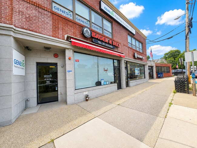 More details for 1209-1211 Anderson Ave, Fort Lee, NJ - Retail for Lease