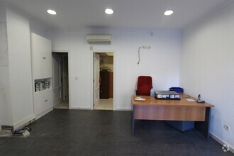 Retail in Madrid, Madrid for lease Interior Photo- Image 2 of 6