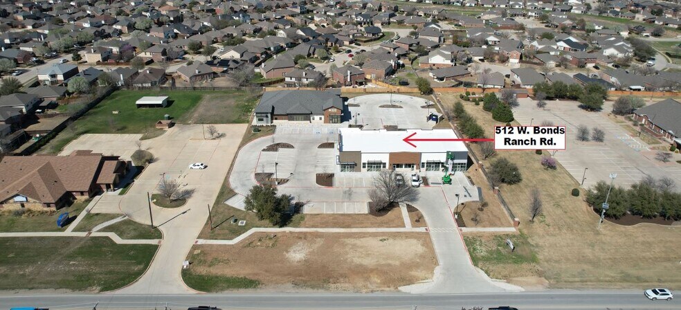 512 W Bonds Ranch Rd, Fort Worth, TX à vendre - Photo du bâtiment - Image 3 de 9