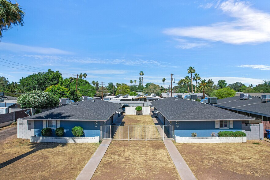2214 S Granada Dr, Tempe, AZ à vendre - Photo du bâtiment - Image 3 de 35