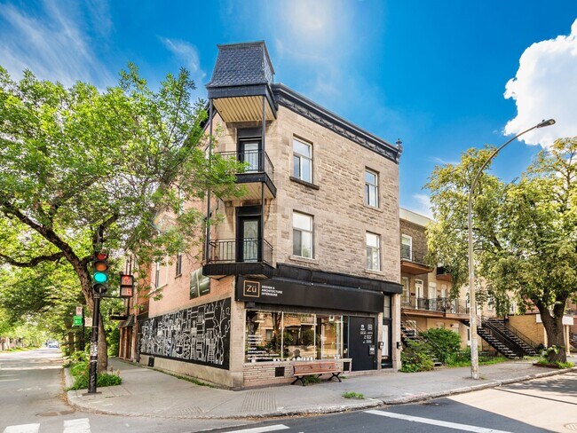 More details for 4800-4802 Av Papineau, Montréal, QC - Retail for Sale