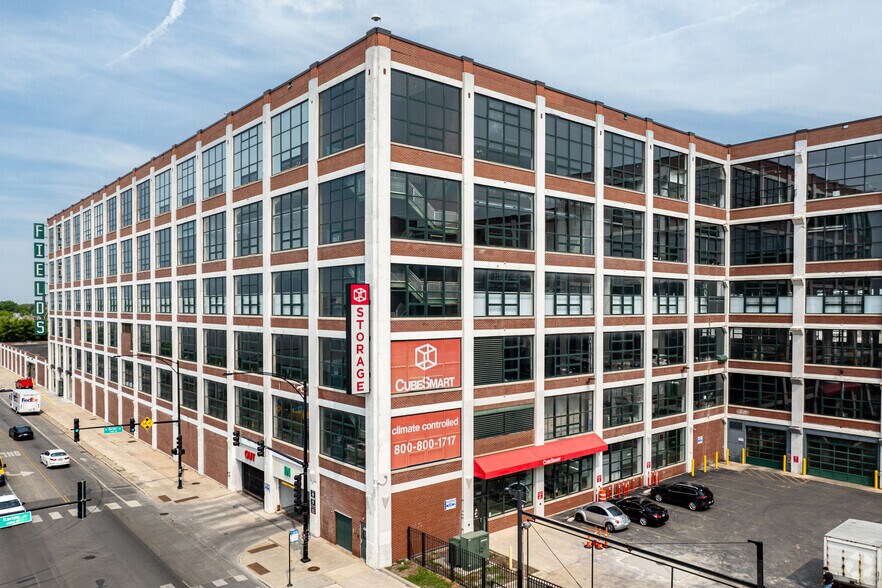 4000 W Diversey Ave, Chicago, IL for lease - Building Photo - Image 2 of 8