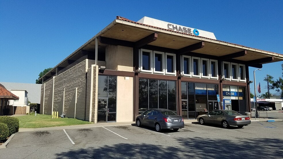 110-120 W Las Tunas Dr, San Gabriel, CA à louer - Photo du bâtiment - Image 2 de 19