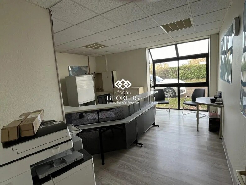 Industriel dans Évron à vendre - Photo intérieure - Image 2 de 6