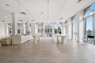 367 Rue Marguerite-D'youville, Montréal, QC for lease Interior Photo- Image 2 of 7