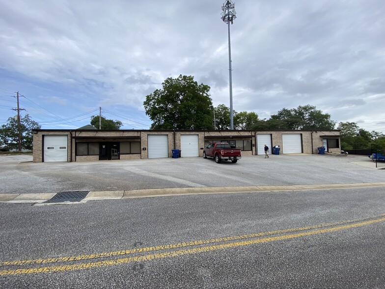 100 Mill St, Lawrenceville, GA for lease - Building Photo - Image 1 of 6