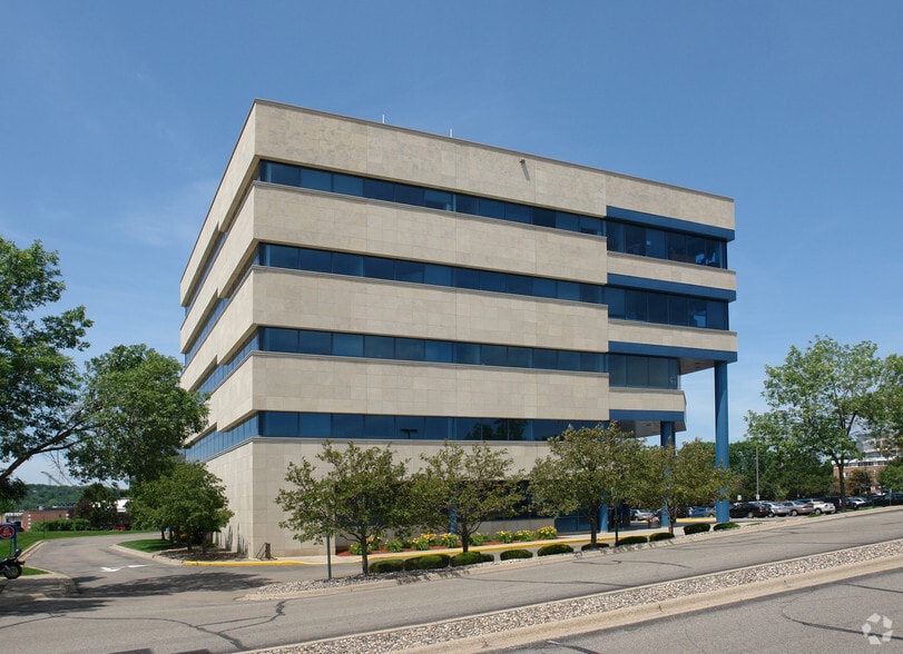 5270 W 84th St, Bloomington, MN for lease - Building Photo - Image 3 of 6