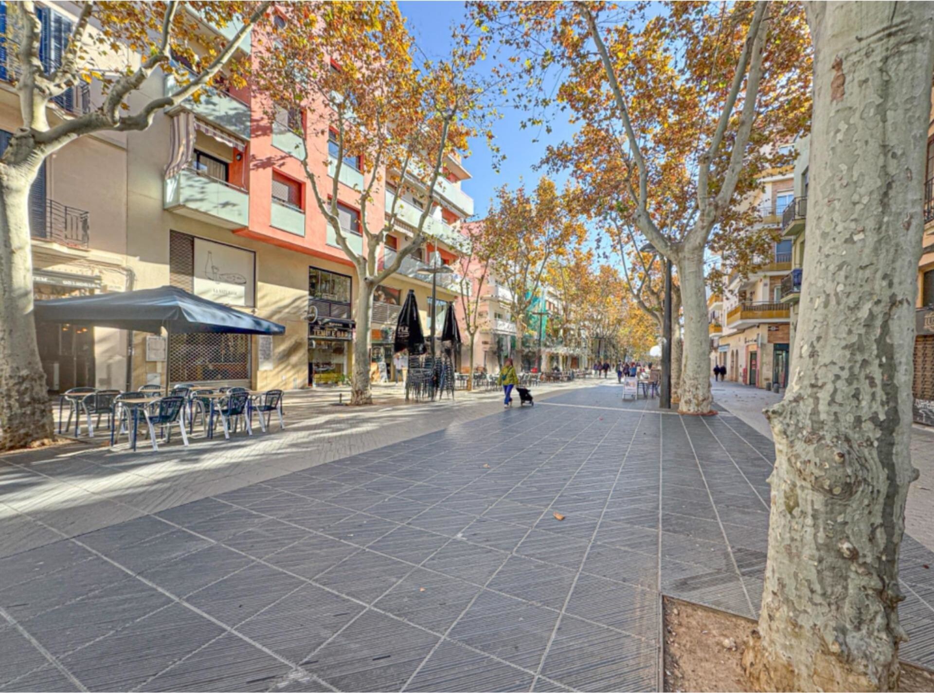 Retail in Vilanova i la Geltrú, Barcelona for lease Interior Photo- Image 1 of 2