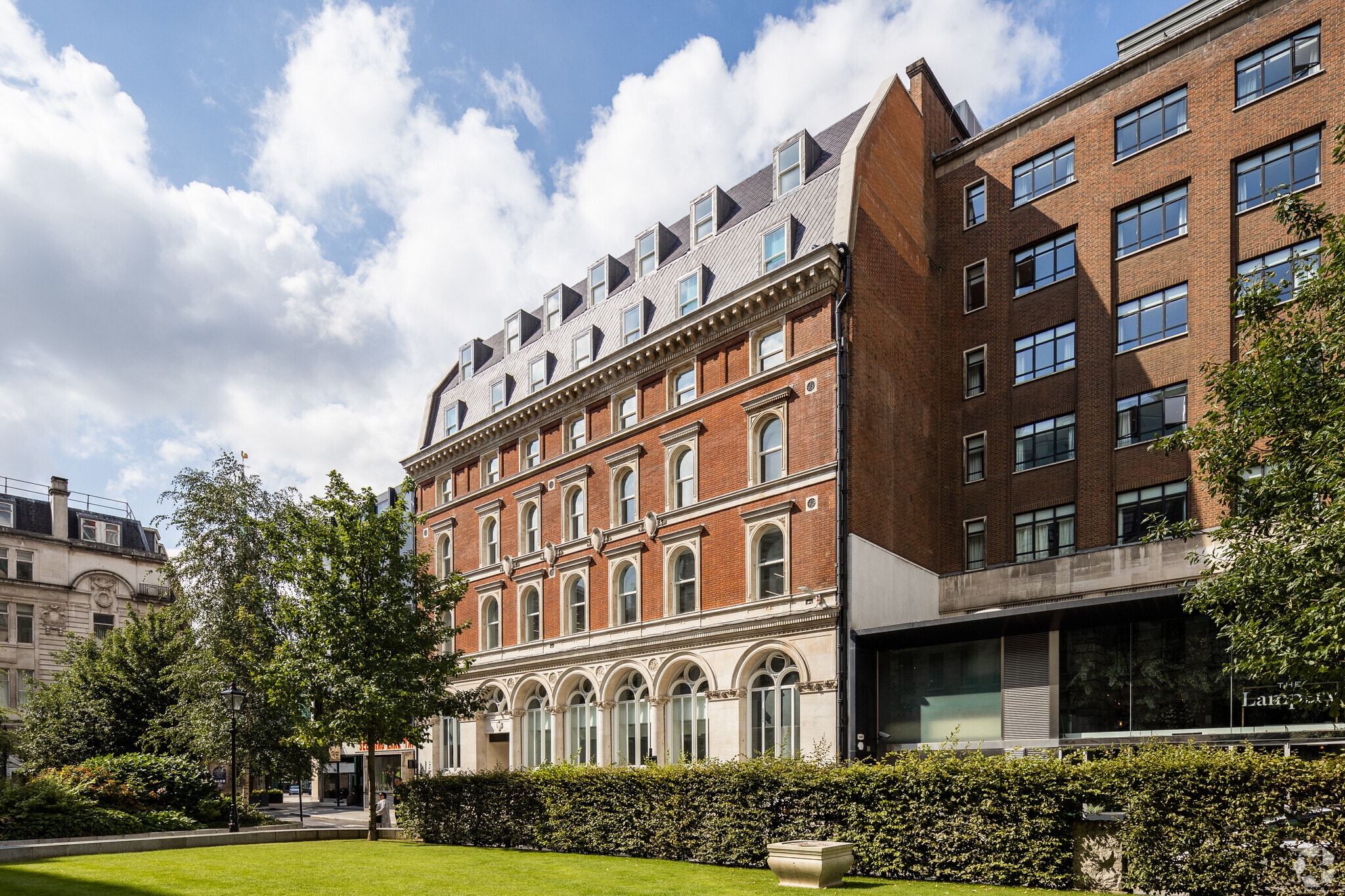 2 Seething Ln, London for lease Primary Photo- Image 1 of 5