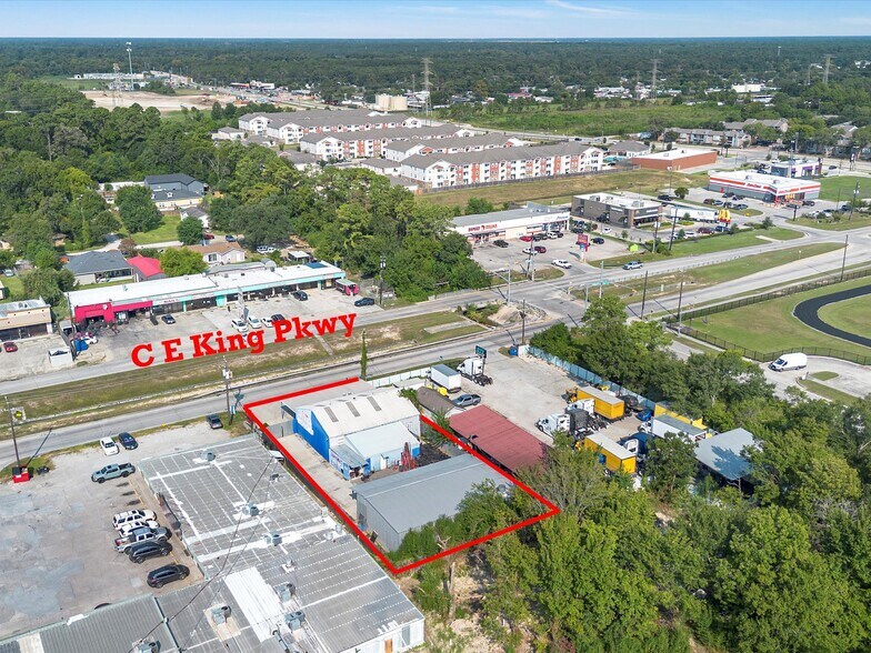 8518 C E King Pky, Houston, TX à vendre - Photo du bâtiment - Image 3 de 9
