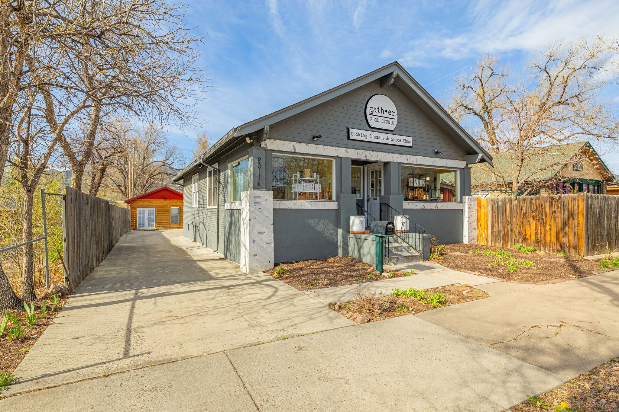 2011 W Colorado Ave, Colorado Springs, CO for sale Primary Photo- Image 1 of 7