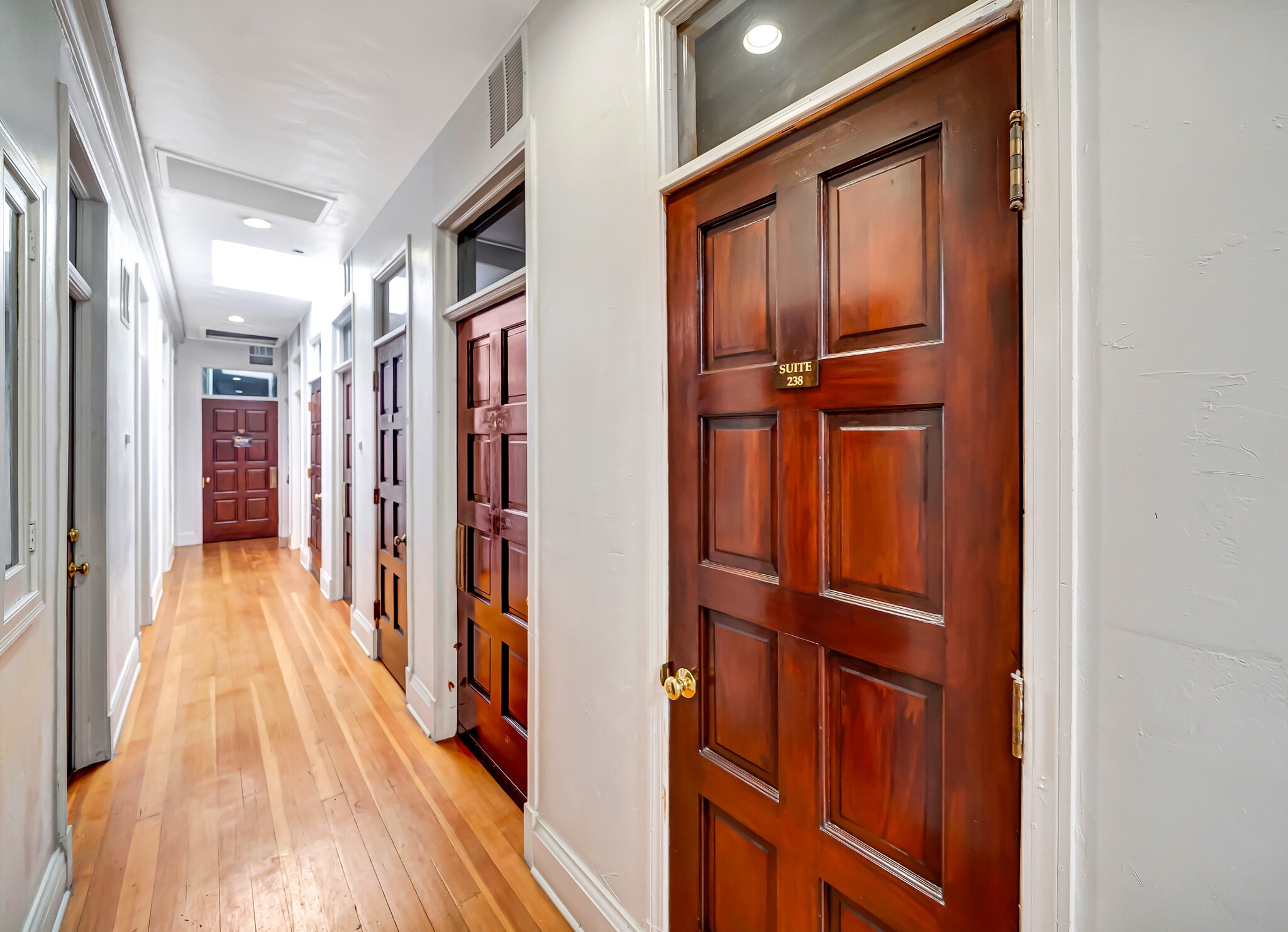 6350-6356 Van Nuys Blvd, Van Nuys, CA for lease Interior Photo- Image 1 of 3