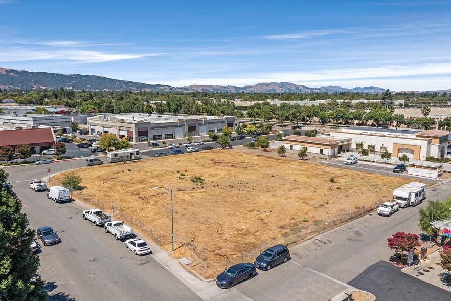 3595 Utah St, Pleasanton, CA for sale - Building Photo - Image 3 of 8