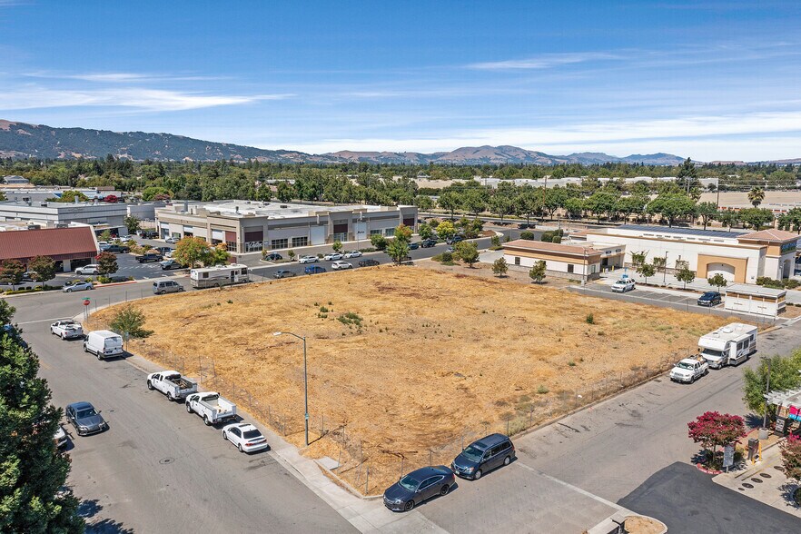 3595 Utah St, Pleasanton, CA à vendre - Photo du bâtiment - Image 3 de 8
