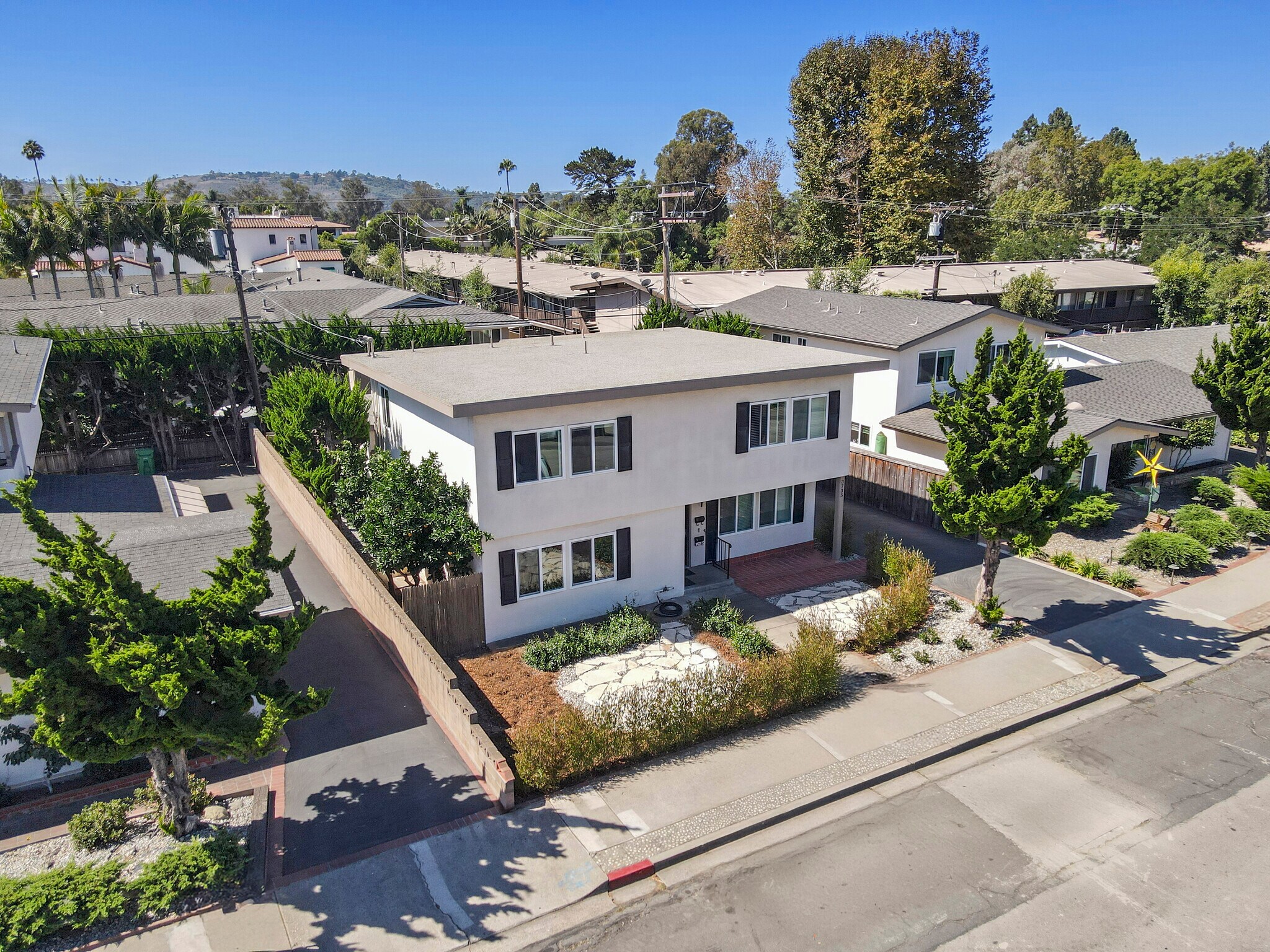 3735 San Remo Dr, Santa Barbara, CA à vendre Photo principale- Image 1 de 1