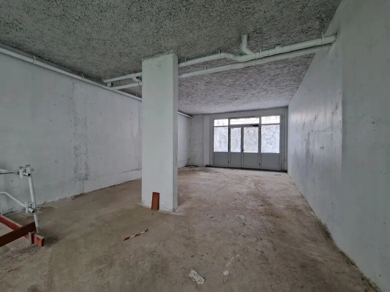 Retail in Paris for sale - Interior Photo - Image 3 of 8