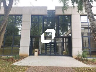 Plus de détails pour Boulevard Des Chênes, Guyancourt - Bureau à louer