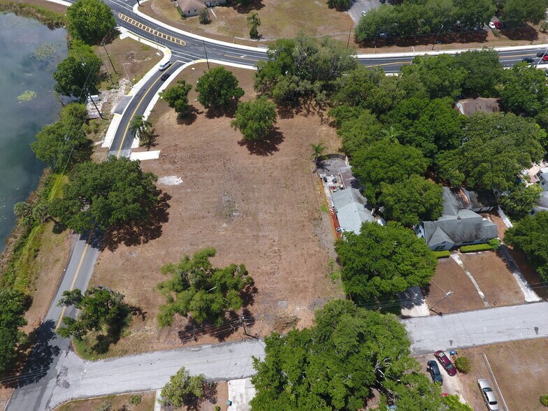 E Central Ave, Winter Haven, FL à vendre - Photo du bâtiment - Image 3 de 11