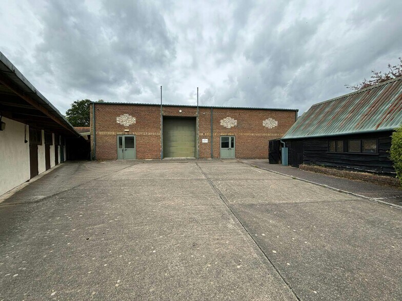 Soake Road, Denmead for lease - Building Photo - Image 2 of 12