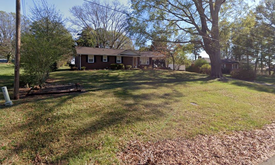 2140 S Stratford Rd, Winston-Salem, NC à vendre - Photo du bâtiment - Image 2 de 3