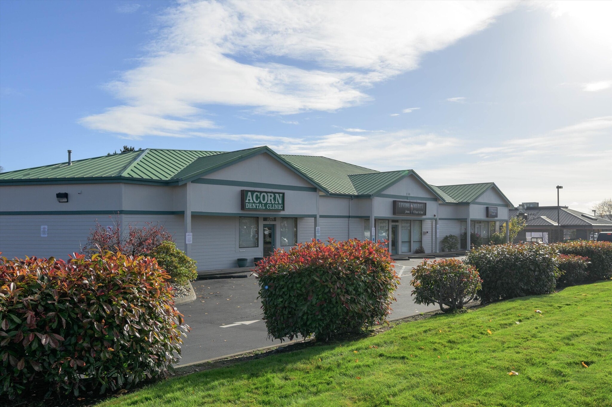 230 Cabot Dr, Oak Harbor, WA à louer Photo intérieure- Image 1 de 7