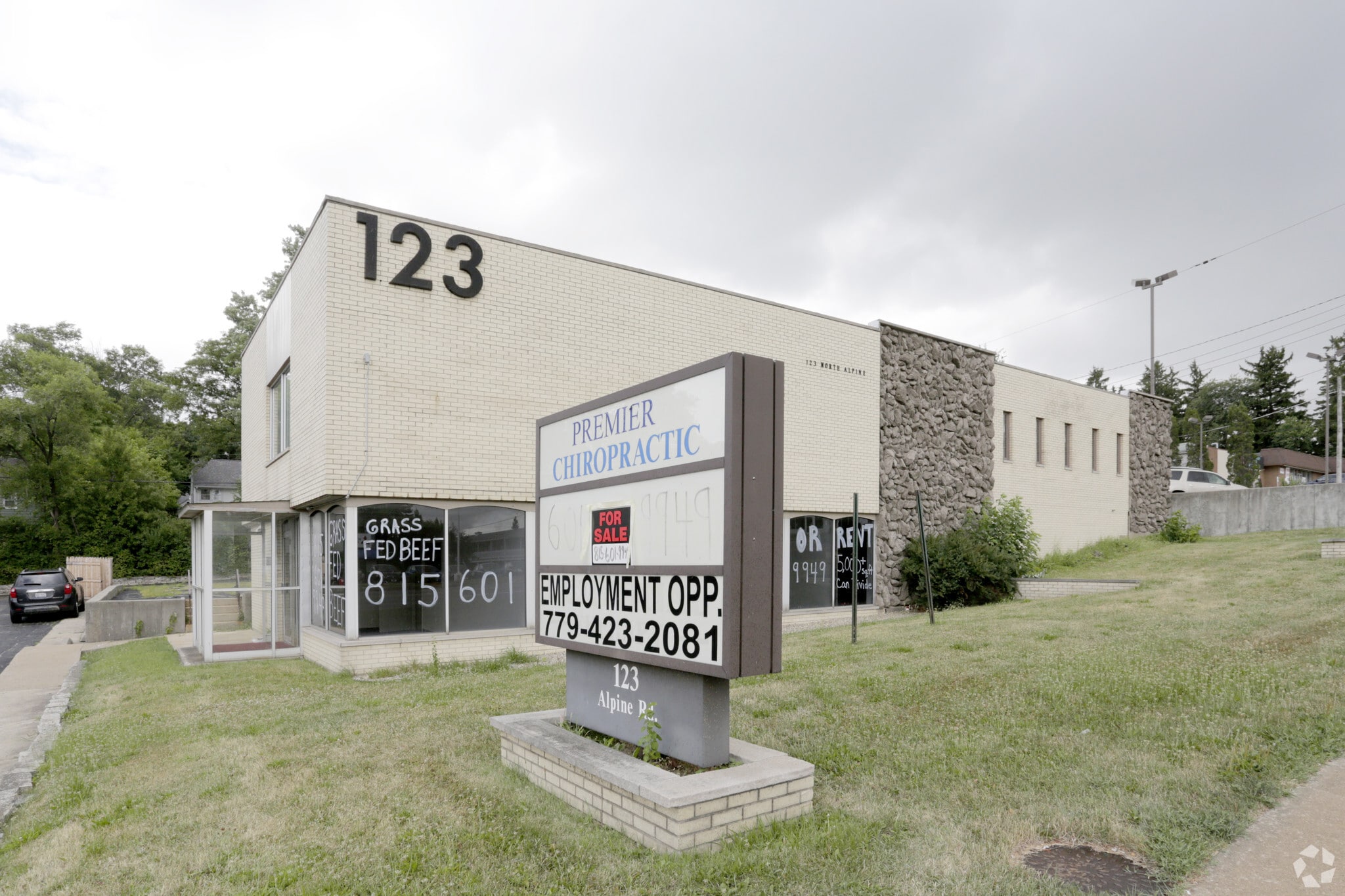 123 N Alpine Rd, Rockford, IL for sale Primary Photo- Image 1 of 40