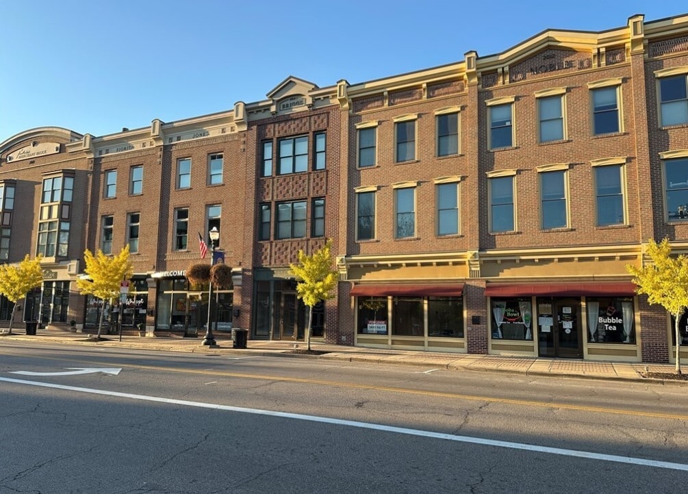 125-147 W Liberty St, Wooster, OH for lease Building Photo- Image 1 of 4