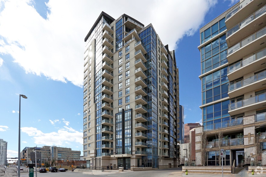 342 4th Ave SE, Calgary, AB for sale - Building Photo - Image 2 of 16