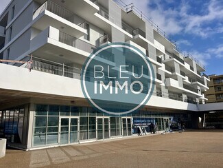 Plus de détails pour Commerce de détail à vendre