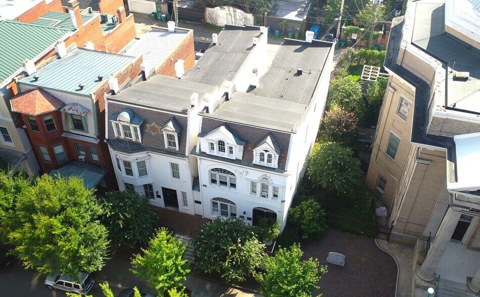 1109-1111 W Franklin St, Richmond, VA à vendre - Photo du bâtiment - Image 2 de 12