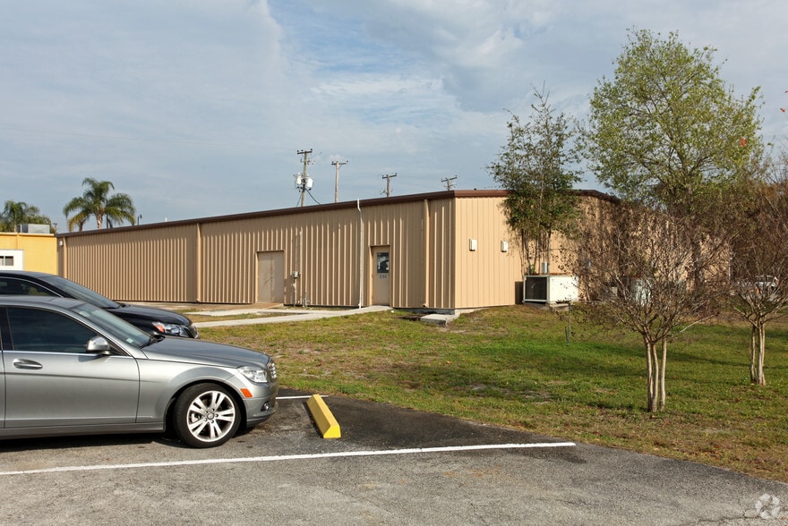 8366 La Amistad Cv, Fern Park, FL for sale - Building Photo - Image 2 of 3