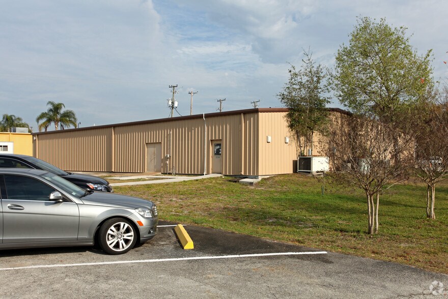 8366 La Amistad Cv, Fern Park, FL à louer - Photo du bâtiment - Image 3 de 3