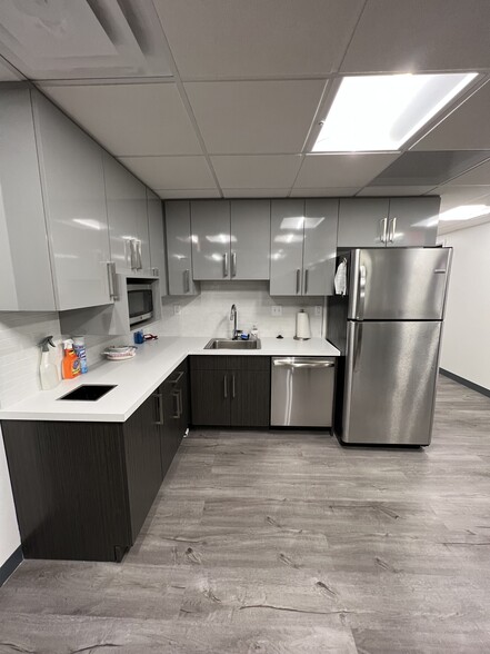 2000 S Hanley Rd, Saint Louis, MO for sale - Interior Photo - Image 3 of 12