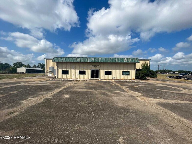 1112 W 90 Hwy, New Iberia, LA à vendre - Photo du bâtiment - Image 2 de 19