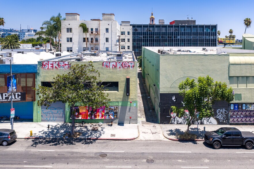 1532 N Highland Ave, Los Angeles, CA à vendre - Photo du bâtiment - Image 3 de 25