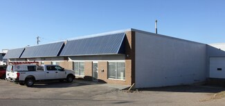 Plus de détails pour 305 Macdonald Cres, Fort McMurray, AB - Industriel à louer