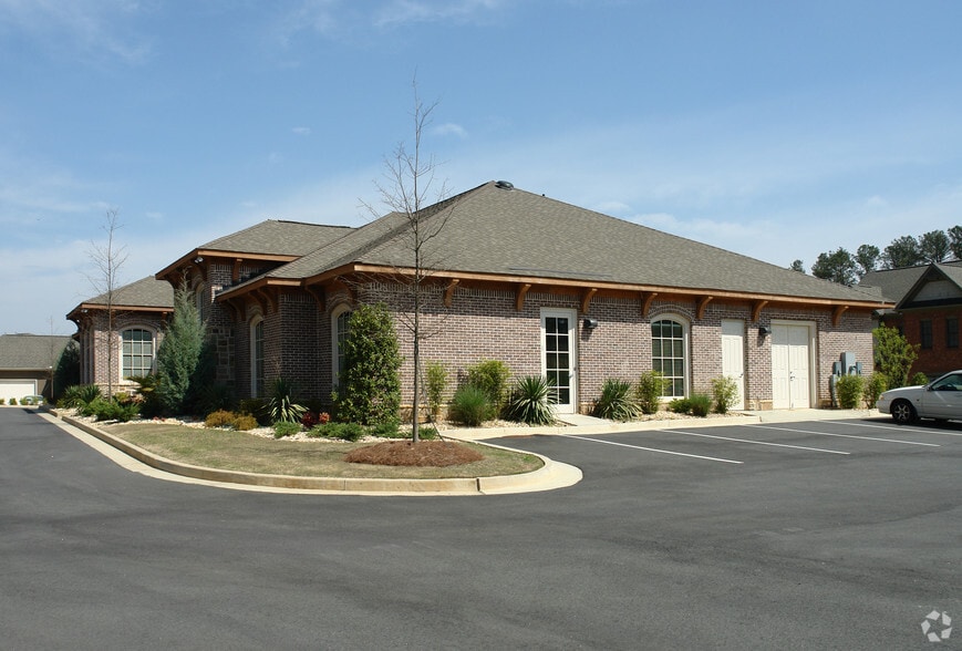 3594 Baxley Point Dr, Suwanee, GA for sale - Building Photo - Image 3 of 16