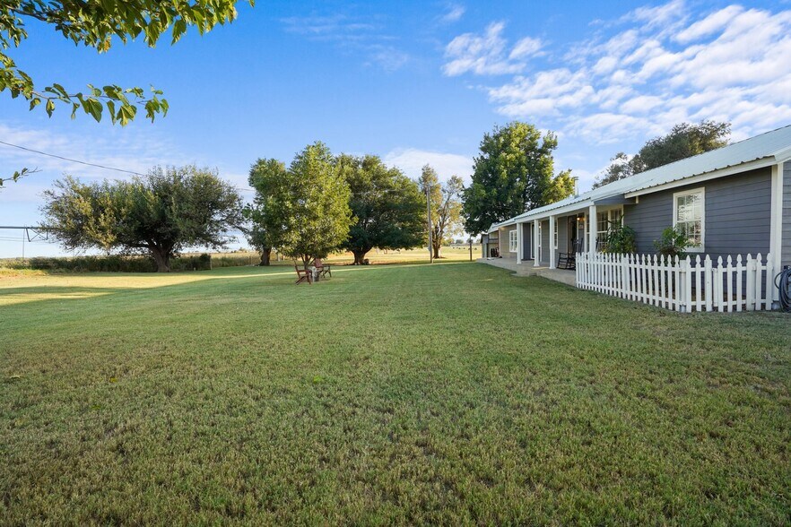 1501 County Road 216, Afton, TX à vendre - Photo du bâtiment - Image 3 de 47