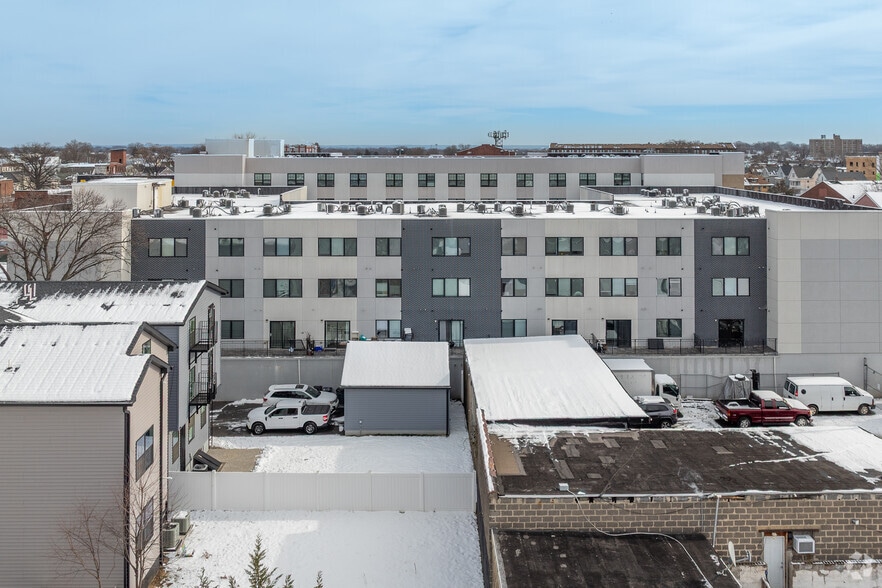 188-192 Lafayette St, Paterson, NJ for sale - Building Photo - Image 3 of 5