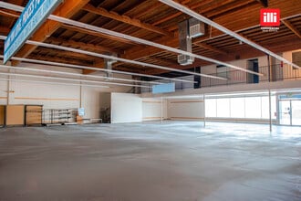 901 Santa Monica Blvd, Santa Monica, CA for sale Interior Photo- Image 1 of 10