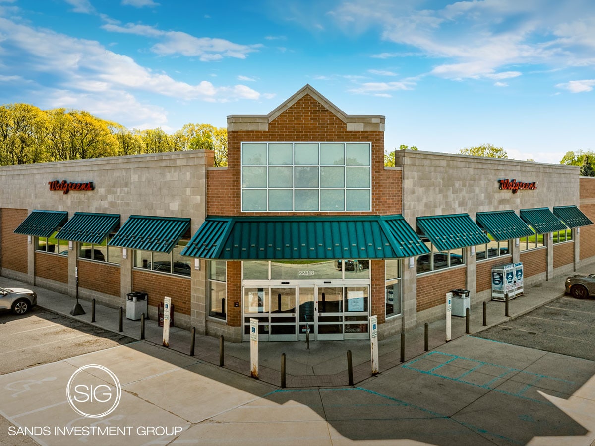 22318 Pontiac Trl, South Lyon, MI for sale Building Photo- Image 1 of 7