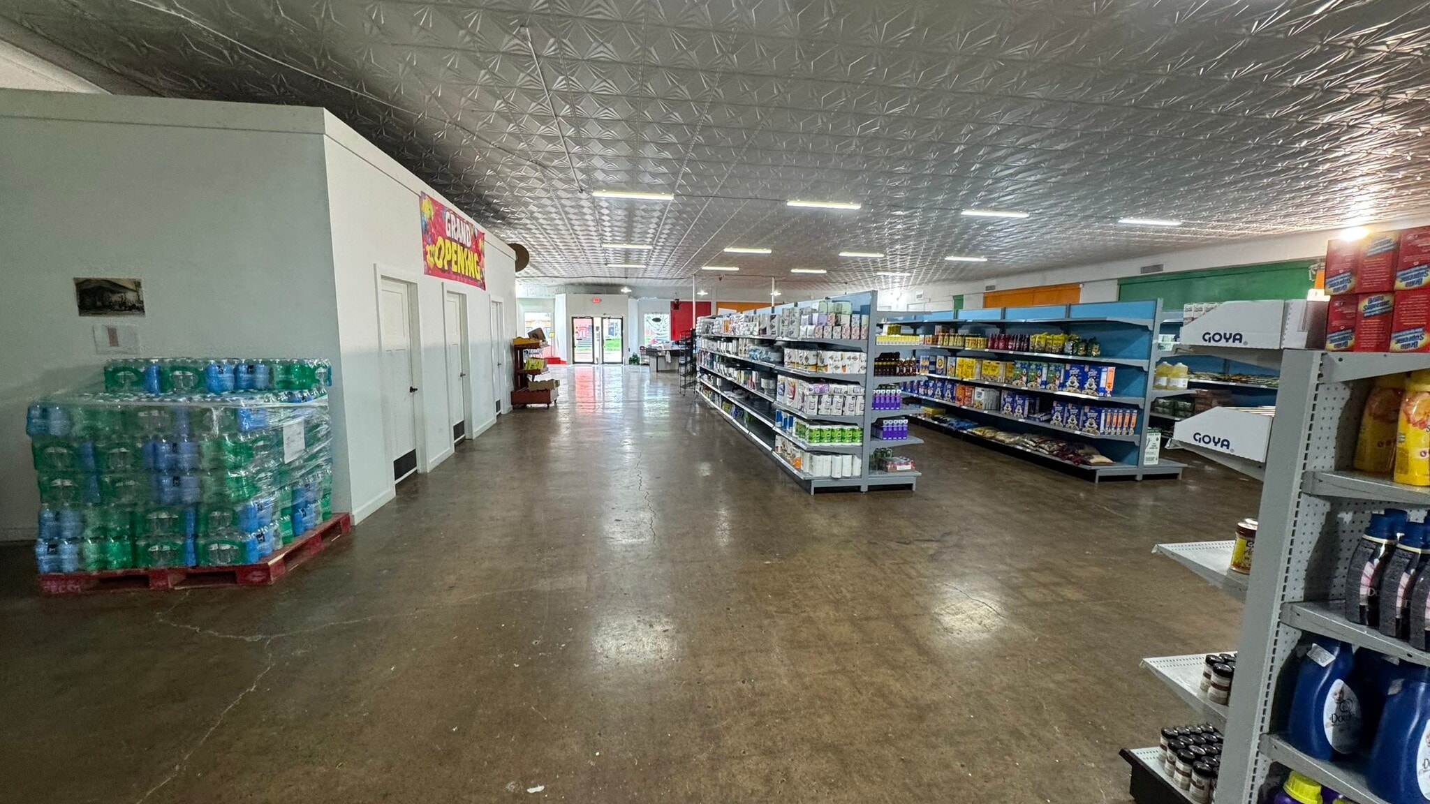 1752-1776 S High St, Columbus, OH for sale Interior Photo- Image 1 of 11