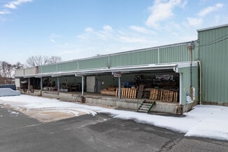 Plus de détails pour 26 Frowein Rd, Center Moriches, NY - Industriel à vendre