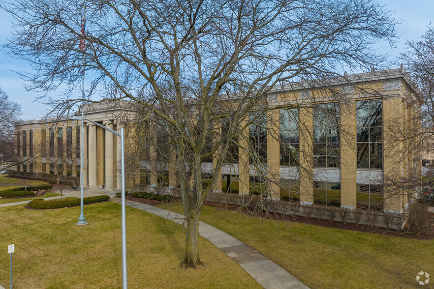 835 Mason St, Dearborn, MI for lease - Building Photo - Image 3 of 10