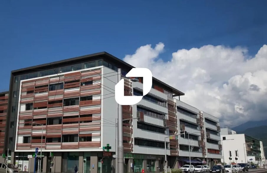 79-81 Avenue Gabriel Peri, SAINT-MARTIN-D'HERES for lease - Building Photo - Image 3 of 4