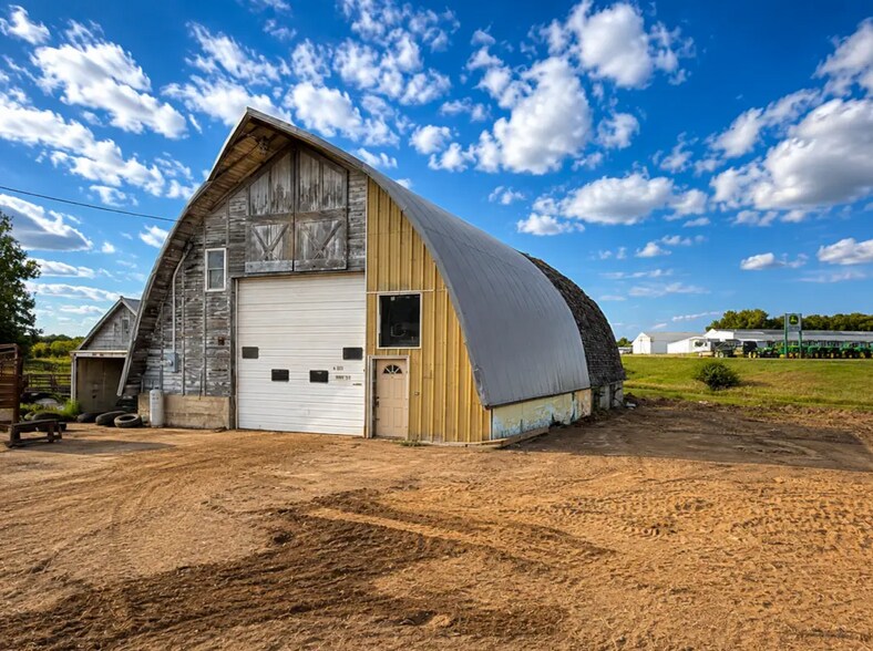 1997 US-59, Slayton, MN à vendre - Photo du bâtiment - Image 3 de 5
