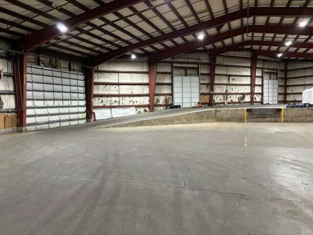 12700 SW Hall Blvd, Tigard, OR for lease Interior Photo- Image 1 of 3